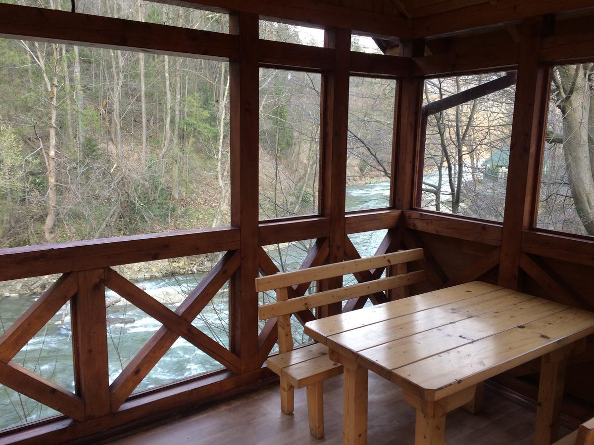 Sokolyne Gnizdo Otel Korostov Dış mekan fotoğraf